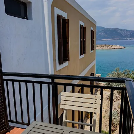 Agnanti Studios Апартаменты